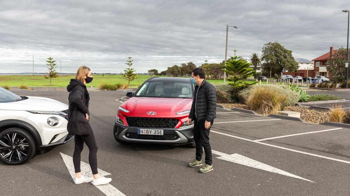 2021 Hyundai Kona Highlander v Nissan Juke Ti Energy Orange comparison-0