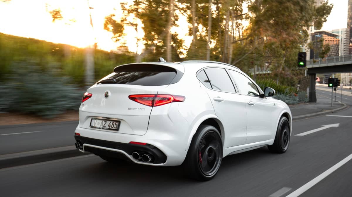 2021 Alfa Romeo Stelvio Quadrifoglio review-1