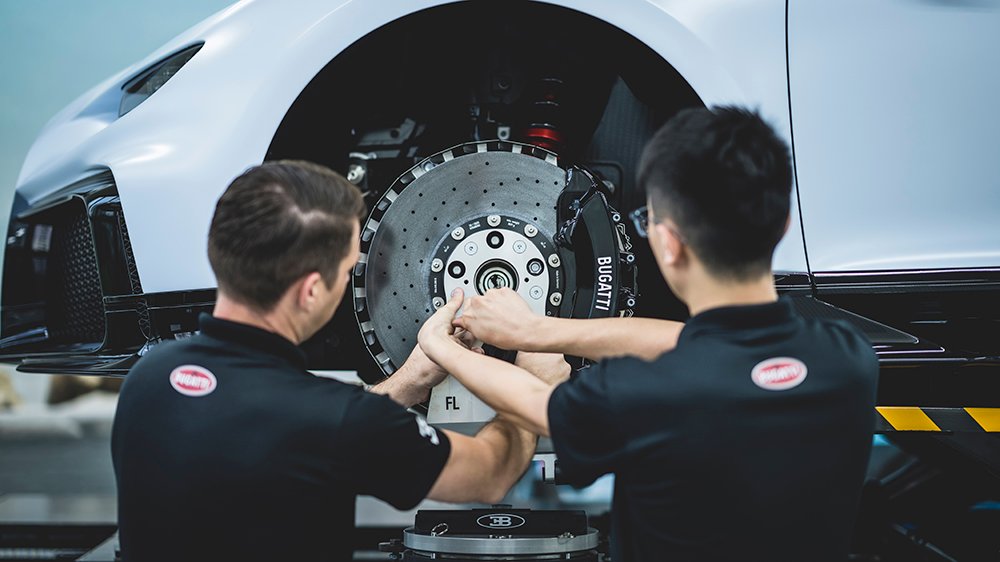 The Bugatti Chiron Pur Sport being serviced