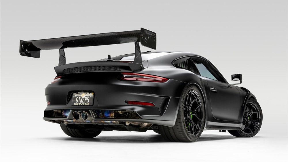 A Porsche 911 GT3 RS that's been customized by Global Motorsports Group.