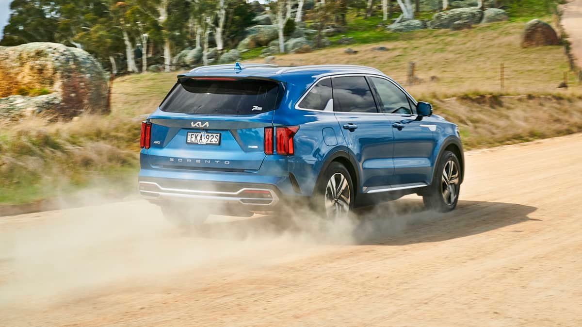 2022 Kia Sorento PHEV review-1