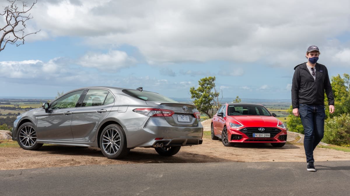 2021 Toyota Camry SL v Hyundai Sonata N Line comparison-1