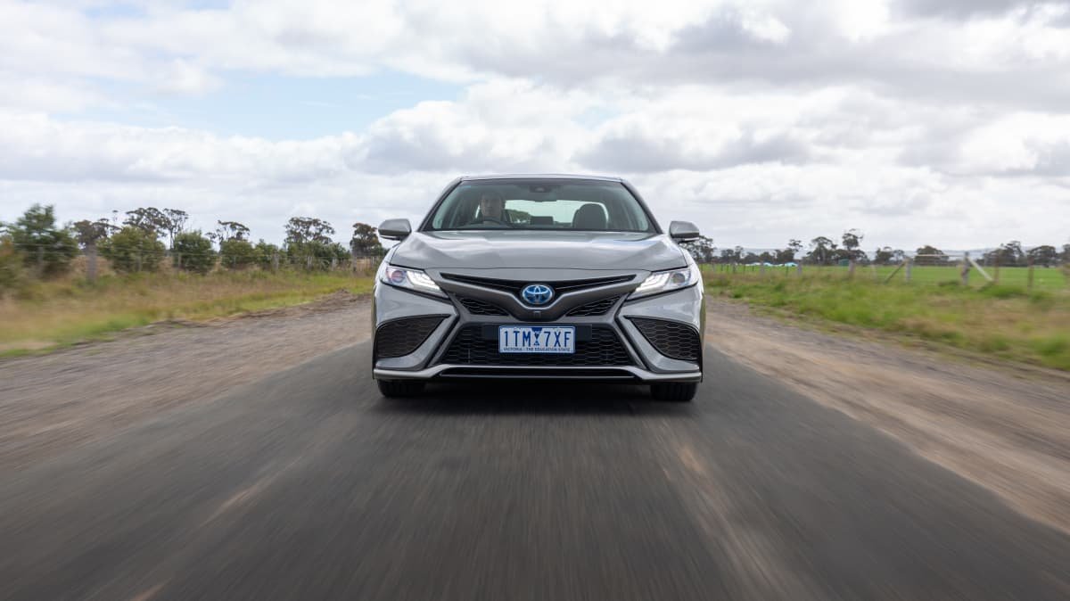 2021 Toyota Camry SL v Hyundai Sonata N Line comparison-0