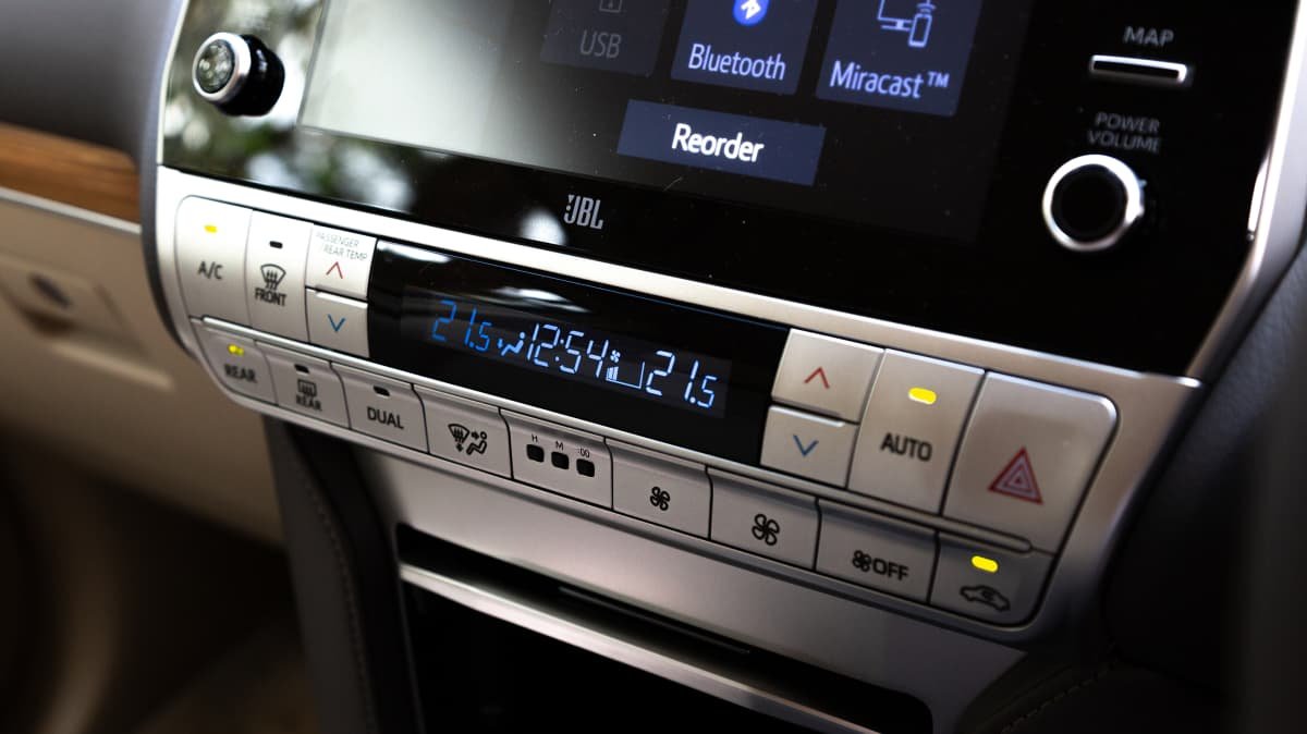 2021 Toyota LandCruiser Prado VX review-2