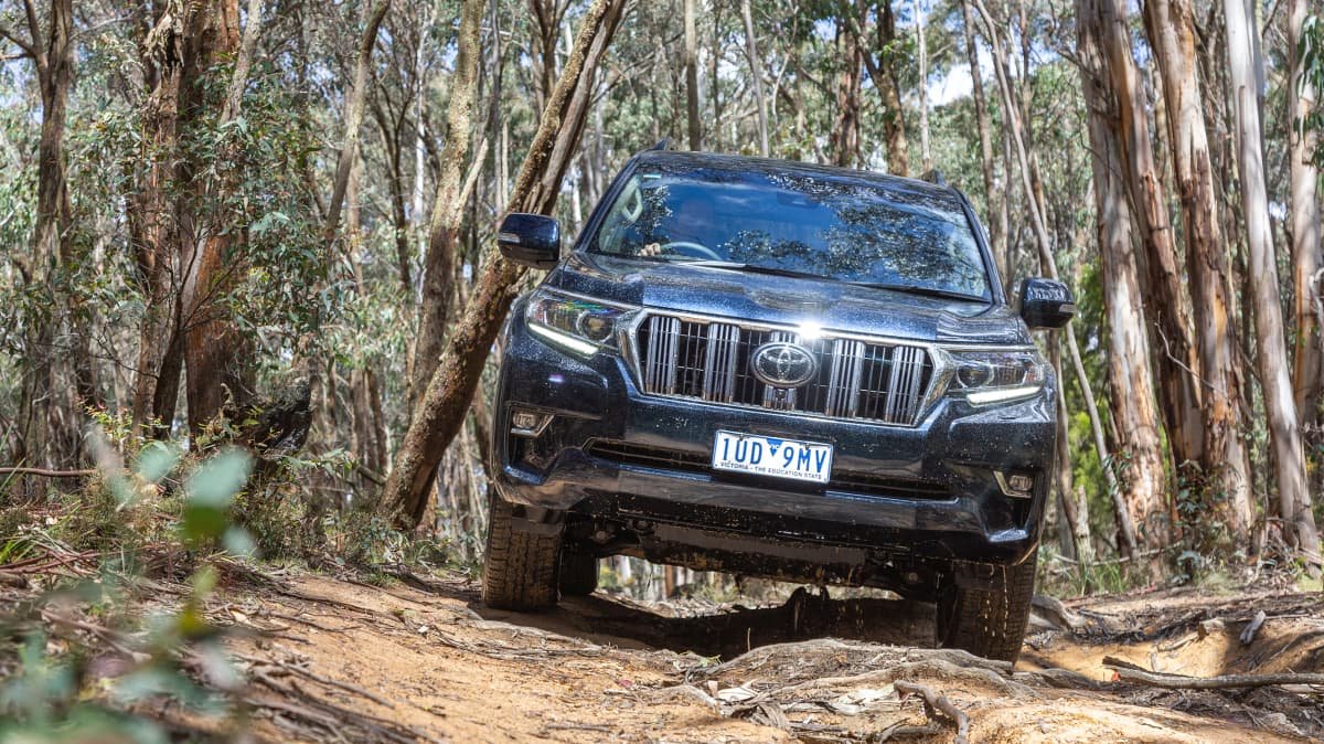 2021 Toyota LandCruiser Prado VX review-0
