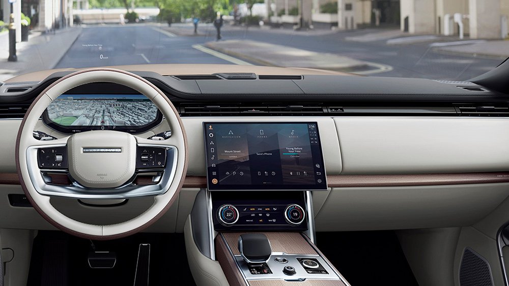 The interior of the redesigned Range Rover SUV.