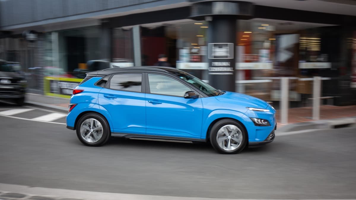 2021 Hyundai Kona Electric Highlander Extended Range review-1