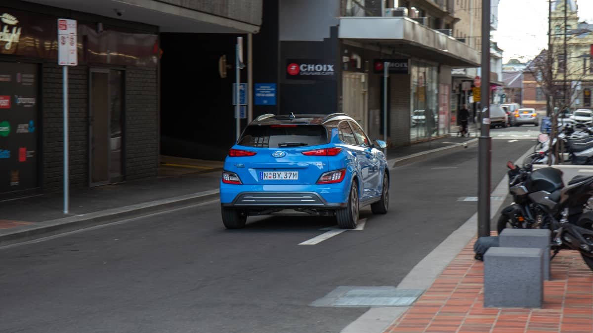 2021 Hyundai Kona Electric Highlander Extended Range review-2