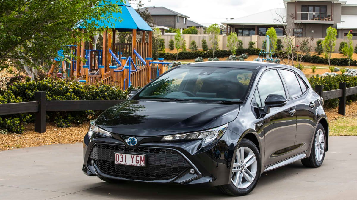Corolla SX Hybrid static