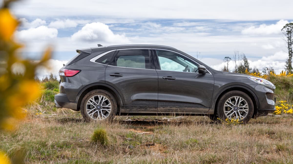 2021 Ford Escape FWD review-1