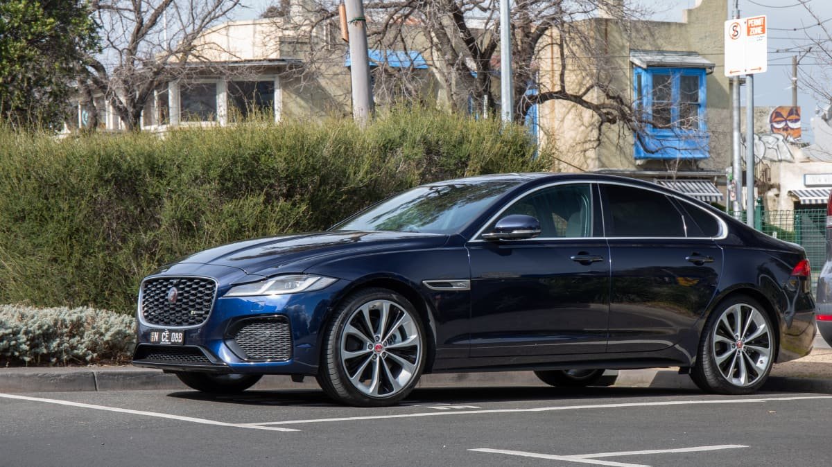 2021 Jaguar XF P300 AWD R-Dynamic HSE review-0