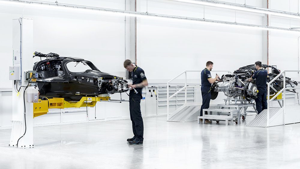 Aston Martin Valkyrie