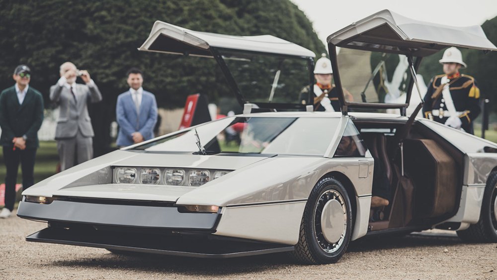 Aston Martin Bulldog