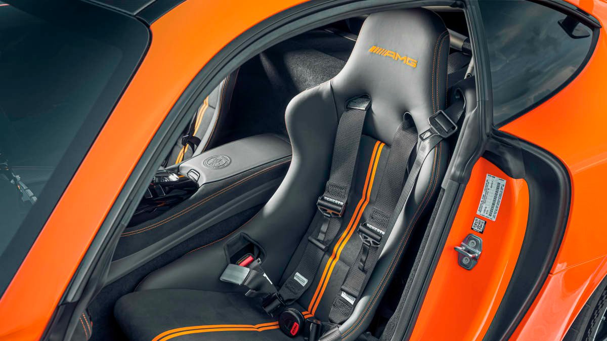 2021 Mercedes-AMG GT Black Series track review-3