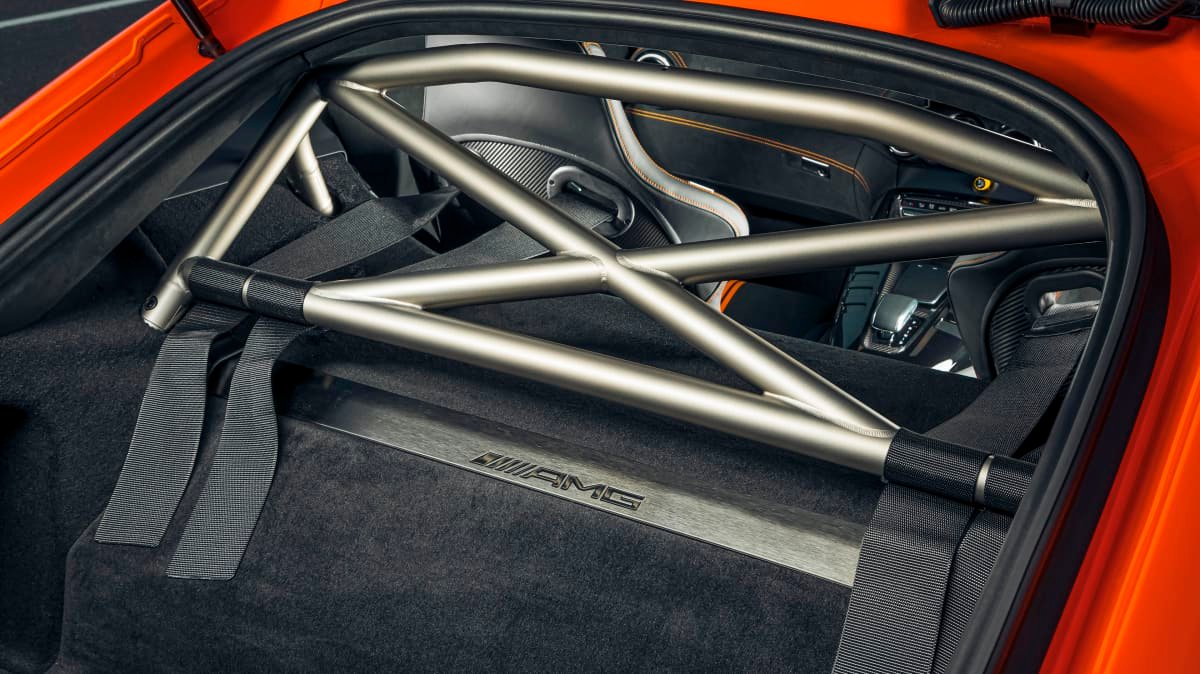 2021 Mercedes-AMG GT Black Series track review-1