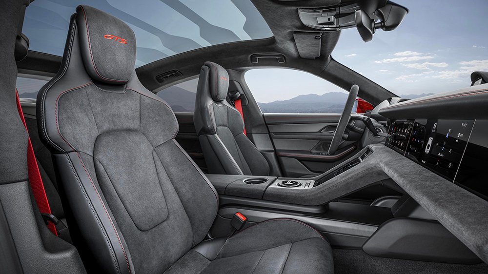 Inside the Taycan GTS