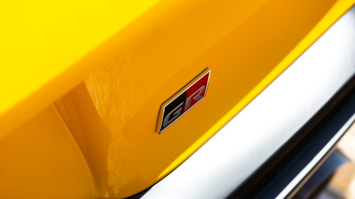 2021 Ford Mustang Mach 1 vs Toyota Supra GTS comparison on the Great Alpine Road-1