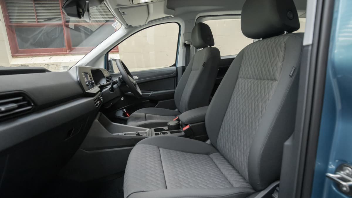 2022 Volkswagen Caddy people mover review-1