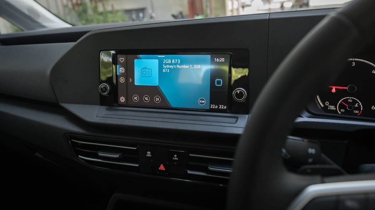 2022 Volkswagen Caddy people mover review-1