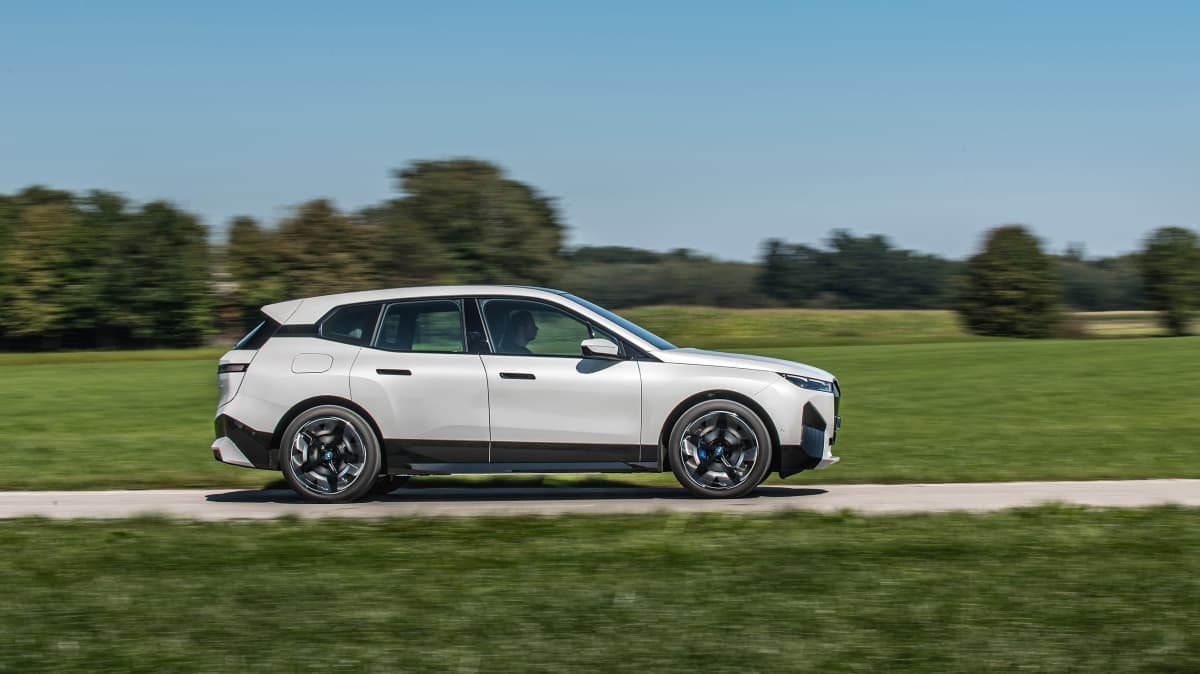 BMW iX xDrive50 launch review-1