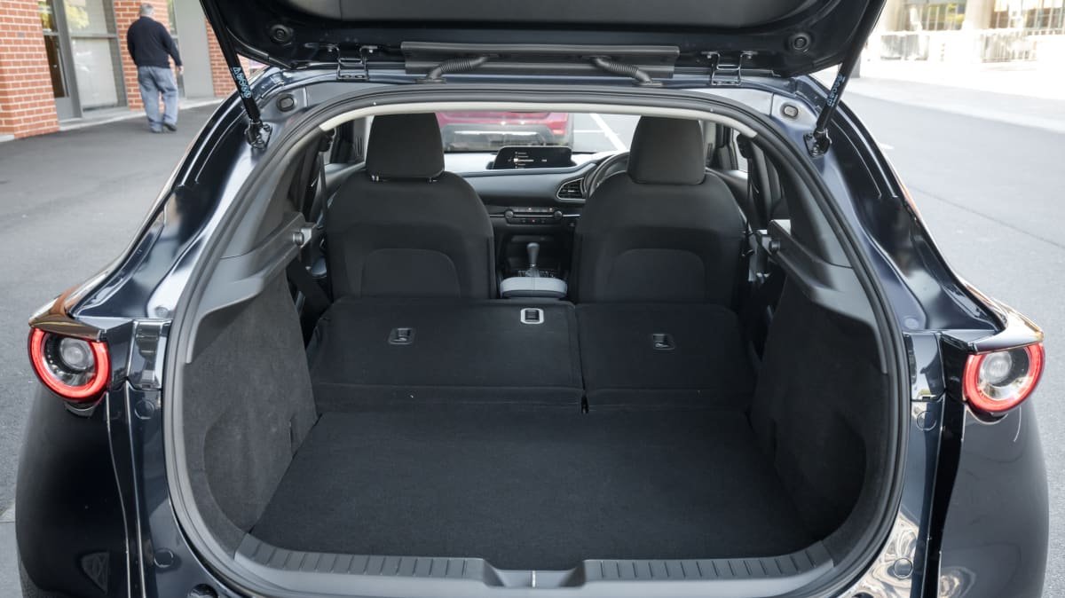 2021 Mazda CX-30 v 2021 Hyundai Kona comparison-0