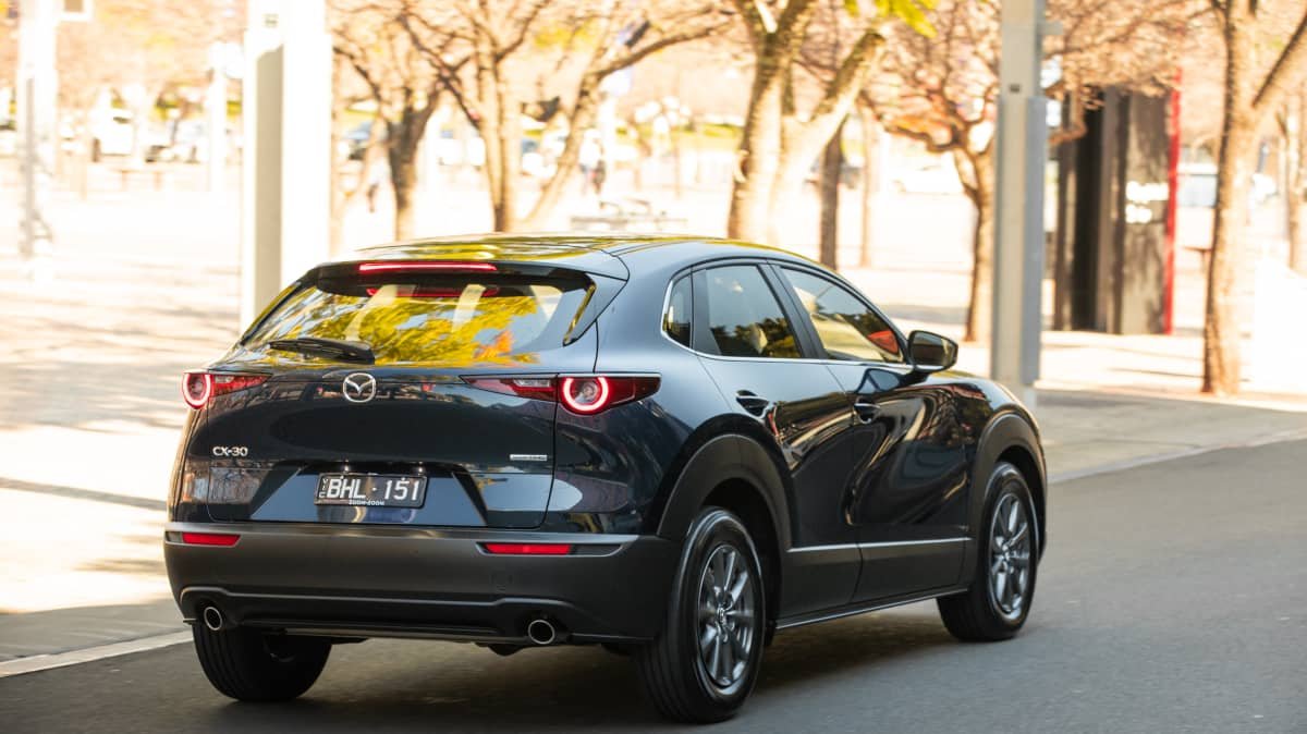 2021 Mazda CX-30 v 2021 Hyundai Kona comparison-2