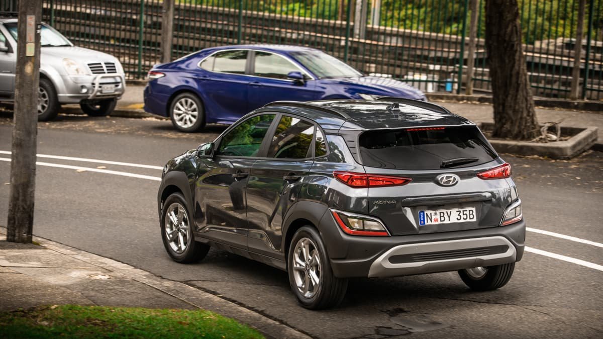2021 Mazda CX-30 v 2021 Hyundai Kona comparison-3