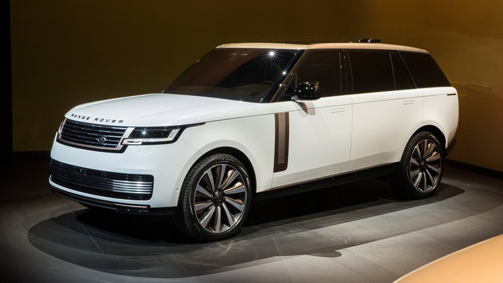 The 2023 Range Rover SV.