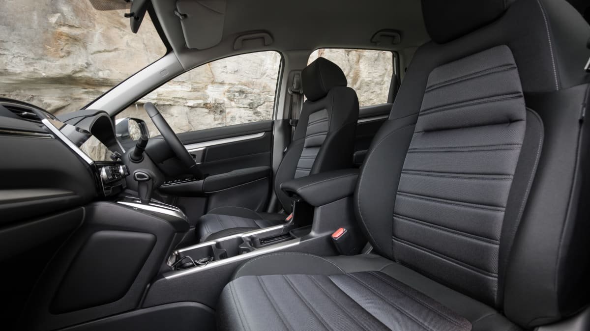 2021 Honda CR-V VTi X review-1