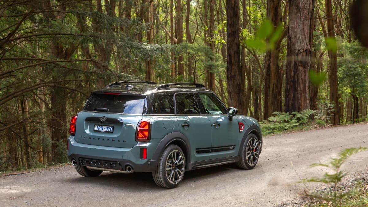 2021 Audi SQ2 v 2021 Mini Countryman comparison-1