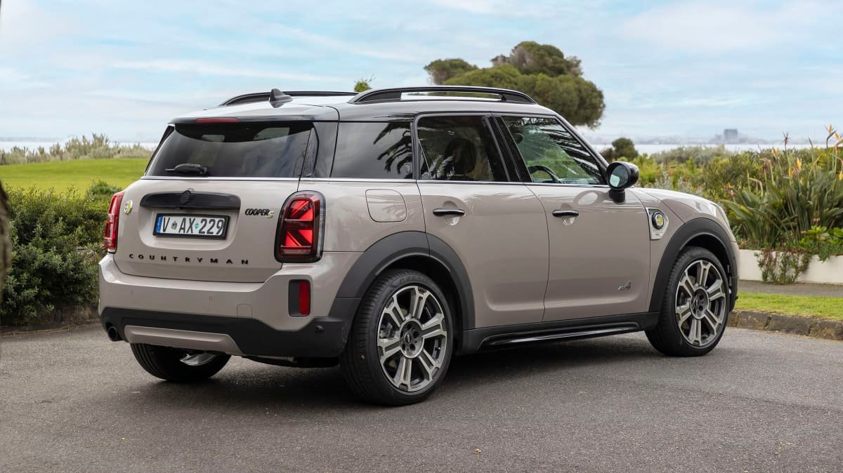 2021 Lexus UX250h Sports Luxury FWD v Mini Countryman SE Mini Yours Hybrid comparison-1