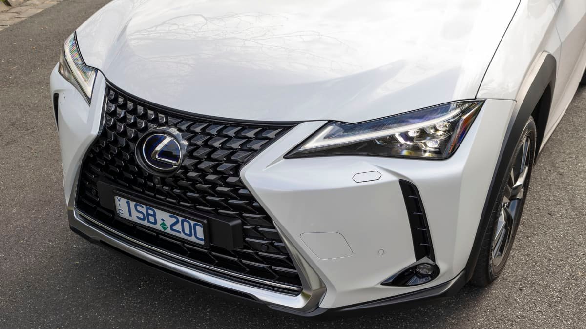 2021 Lexus UX250h Sports Luxury FWD review-1