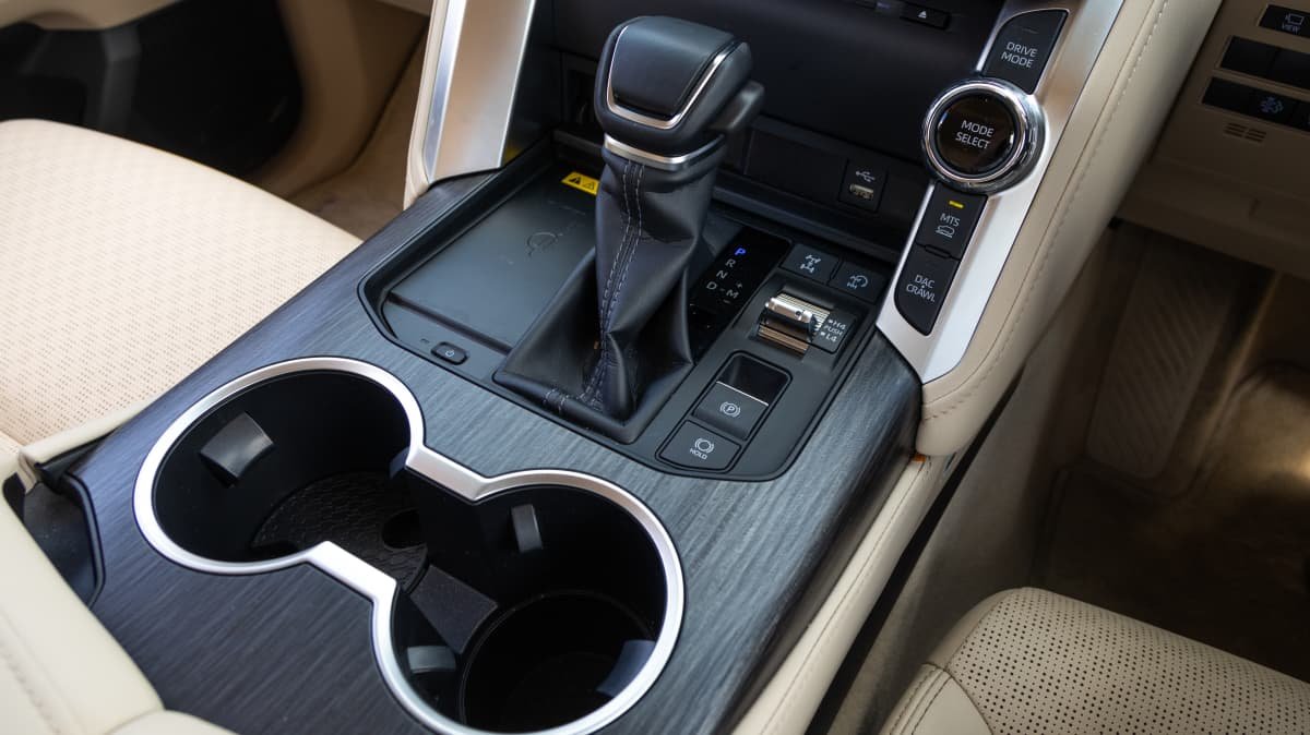 2022 Toyota LandCruiser Sahara ZX review-2