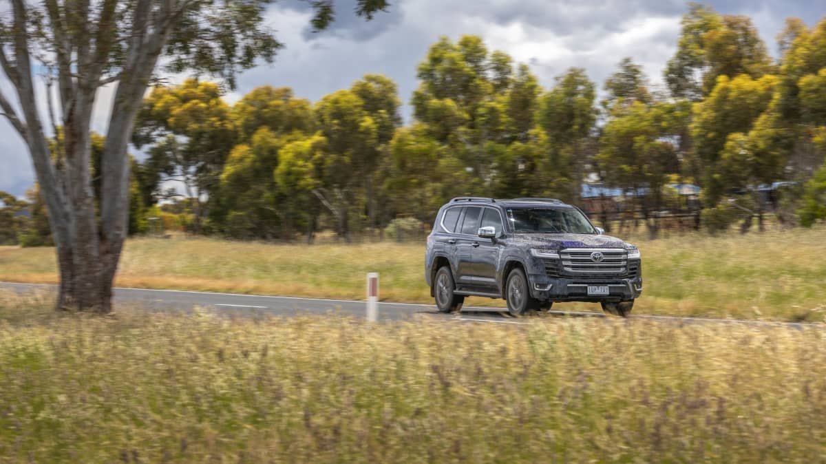 2022 Toyota LandCruiser Sahara ZX review-2