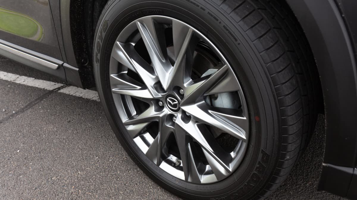 2021 Mazda CX-8 GT 2.2D v 2021 Kia Sorento GT-Line comparison-0