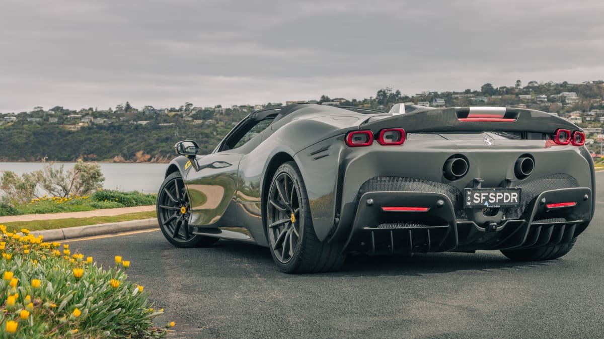 2021 Ferrari SF90 Spider Assetto Fiorano review: Quick drive-2