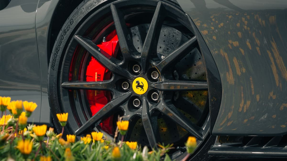 2021 Ferrari SF90 Spider Assetto Fiorano review: Quick drive-2