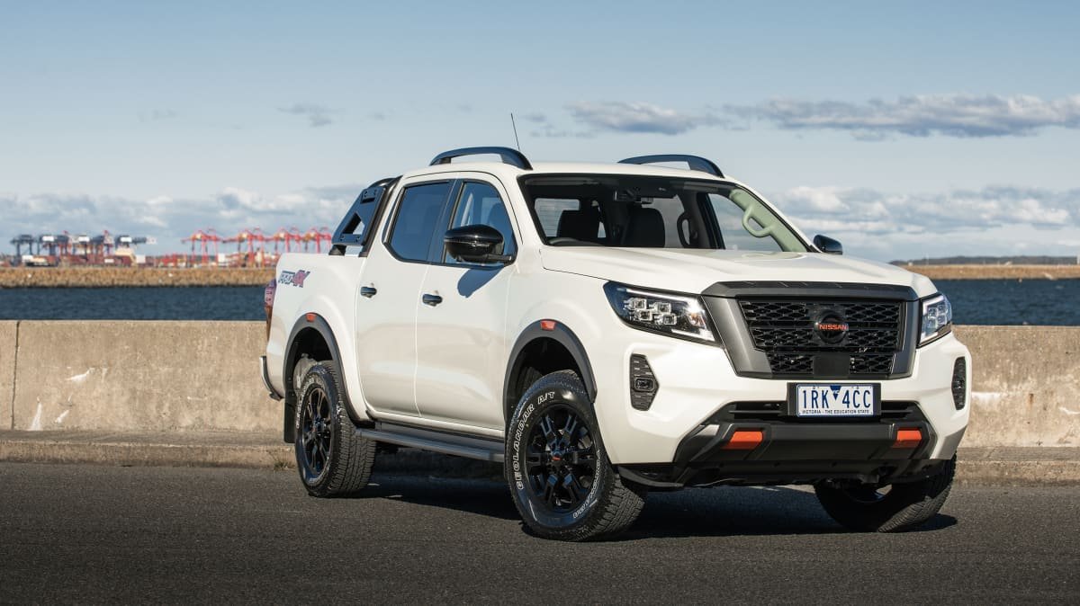 2021 Isuzu D-Max X-Terrain v Nissan Navara Pro-4X comparison-1