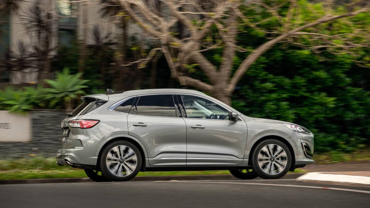 2021 Ford Escape Vignale review-1