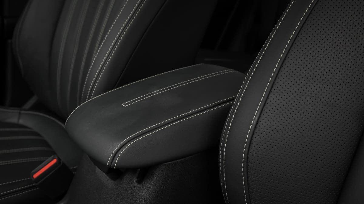 2021 Ford Escape Vignale review-2