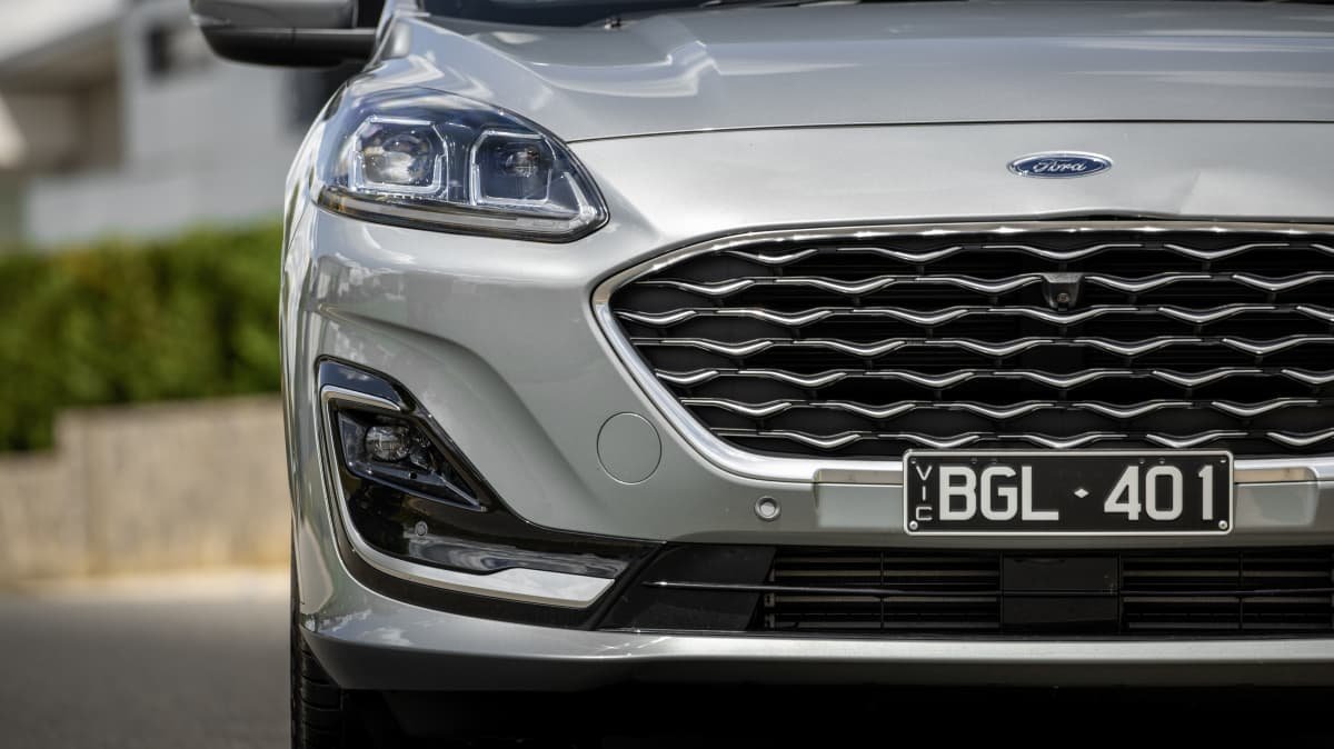 2021 Ford Escape Vignale review-1