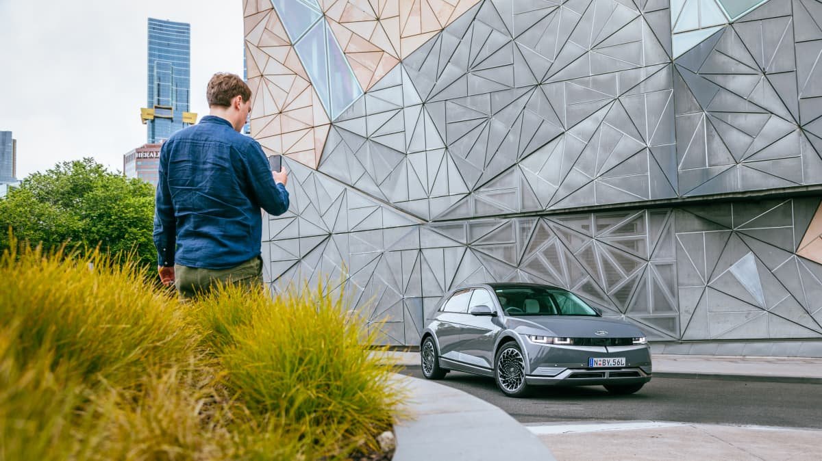 2022 Hyundai Ioniq 5 2WD review-2