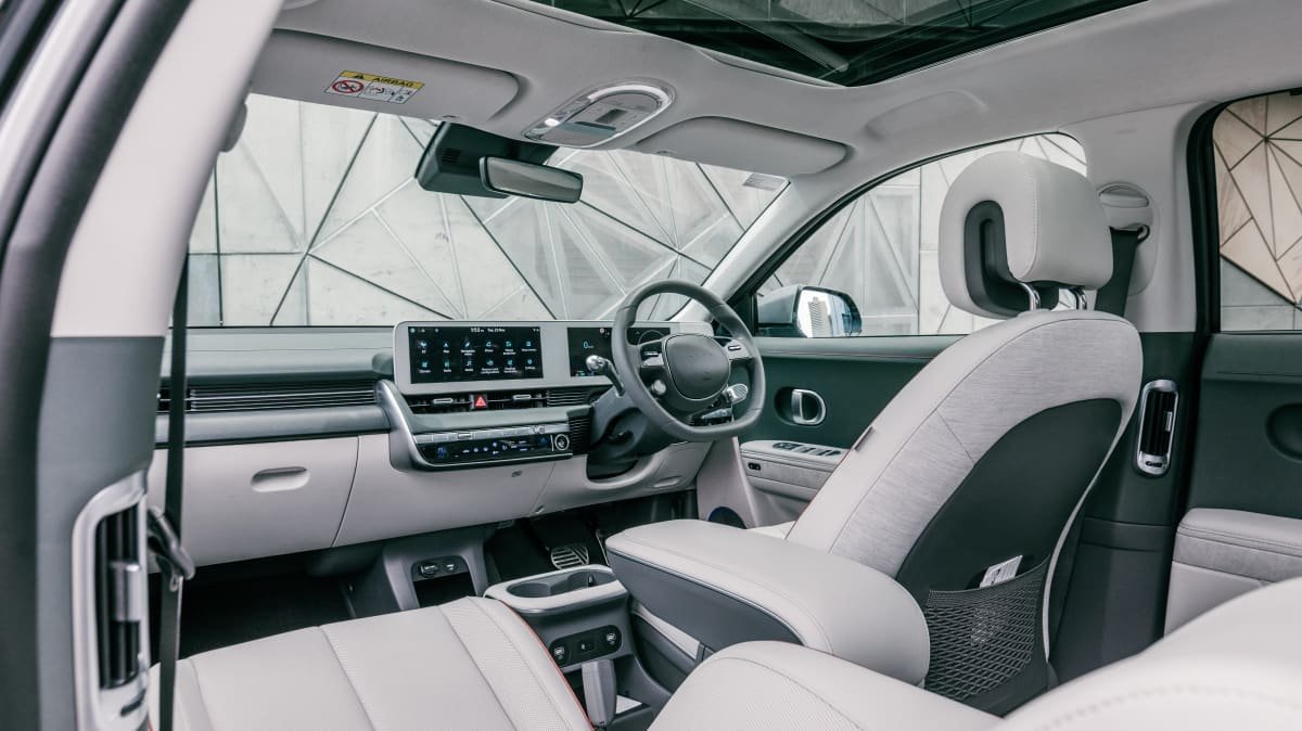 2022 Hyundai Ioniq 5 2WD review-1