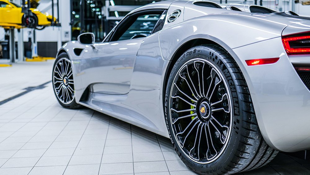 2015 Porsche 918 Spyder