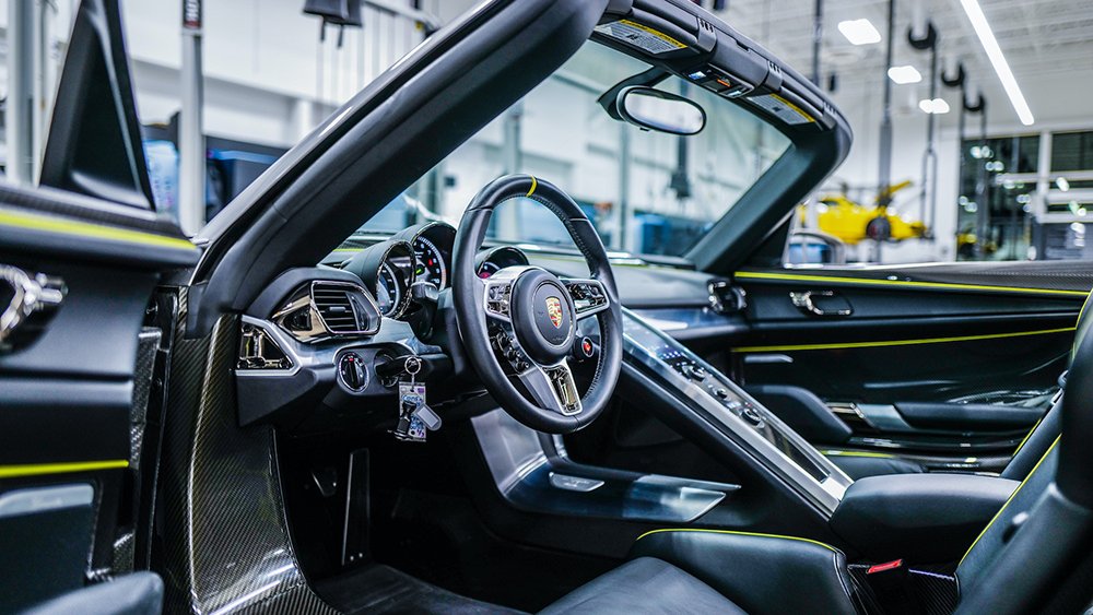 2015 Porsche 918 Spyder