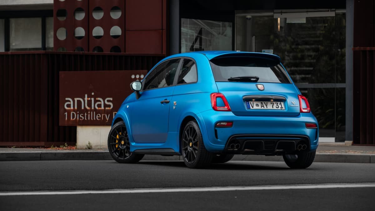 2022 Abarth 595 Competizione review-2