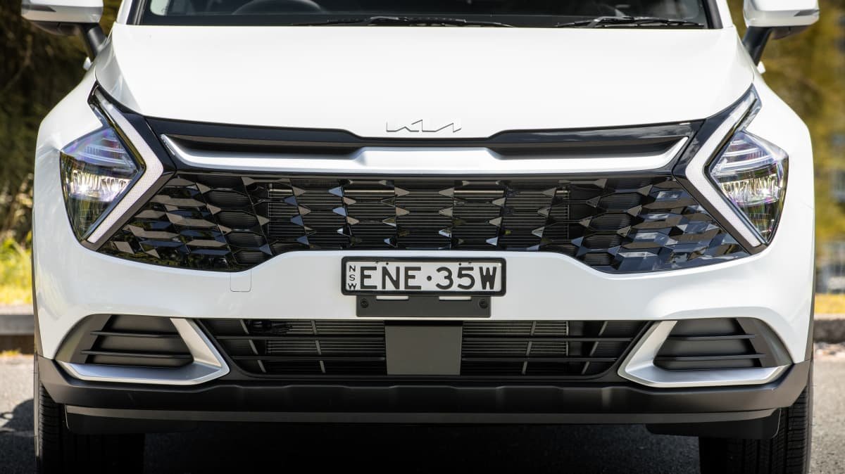 2022 Kia Sportage S manual review-0