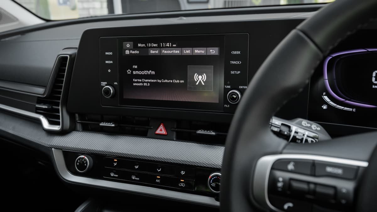 2022 Kia Sportage S manual review-1