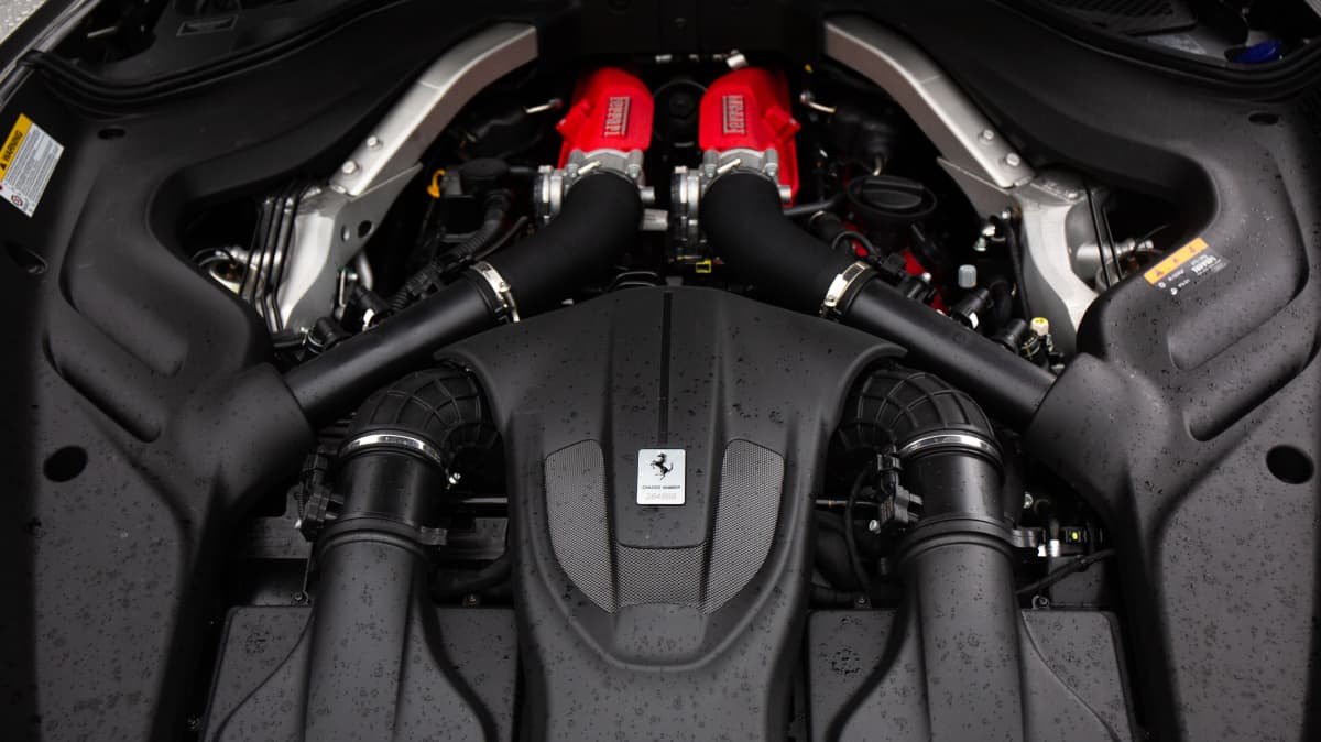 2022 Ferrari Roma review-0