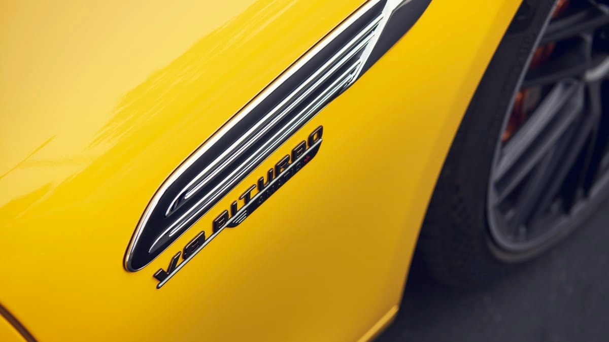 2022 Mercedes-AMG SL63 review-1